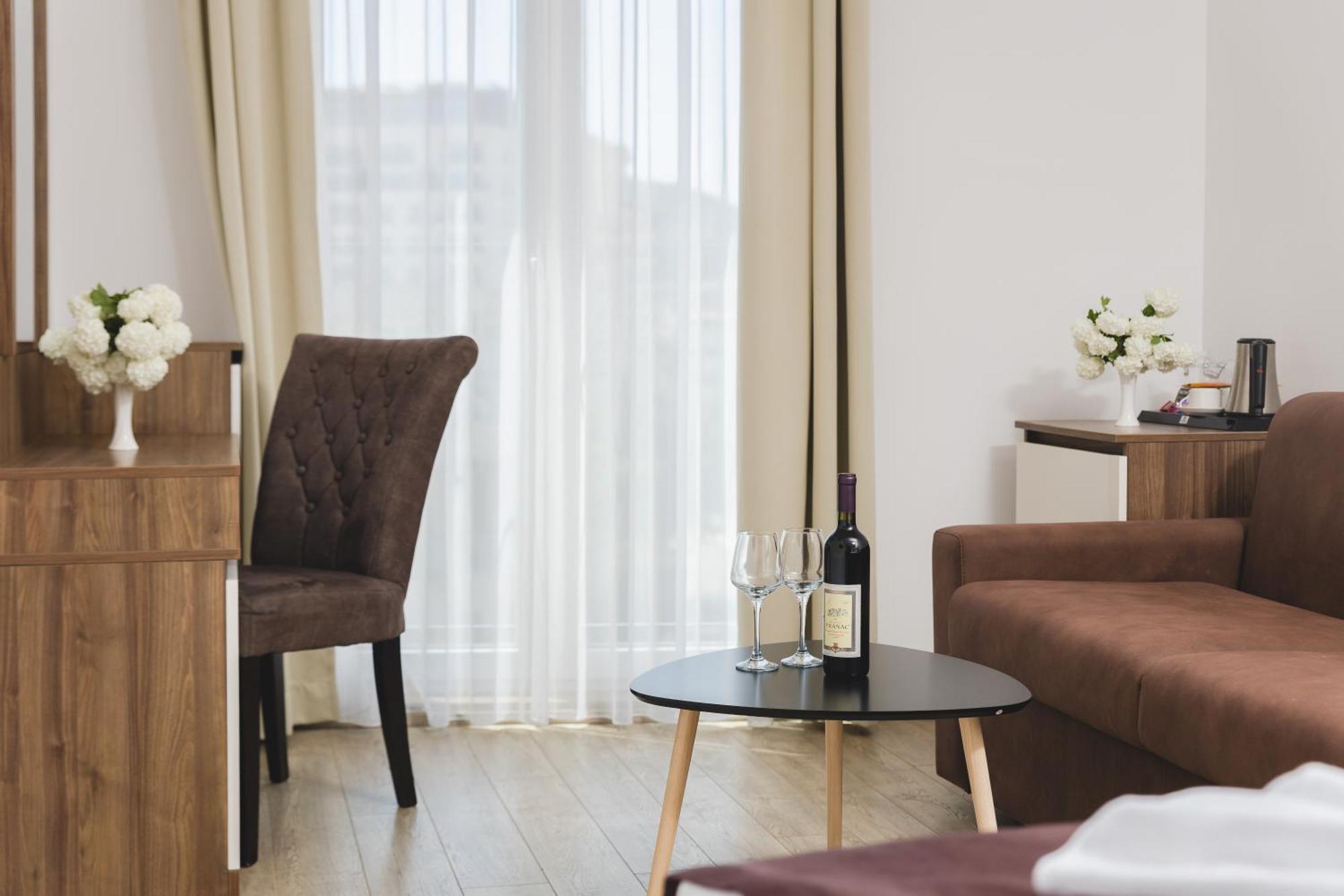 Hotel 219 Budva Ngoại thất bức ảnh