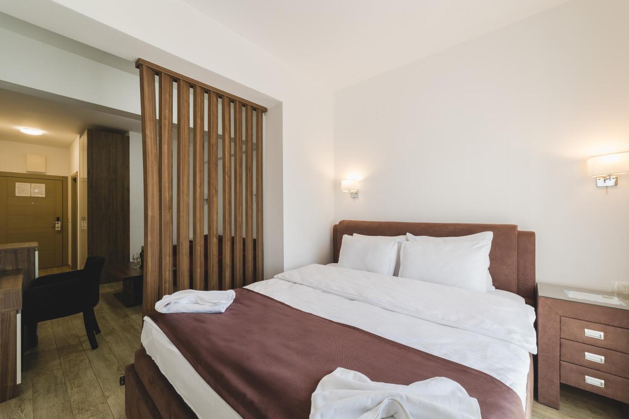 Hotel 219 Budva Ngoại thất bức ảnh
