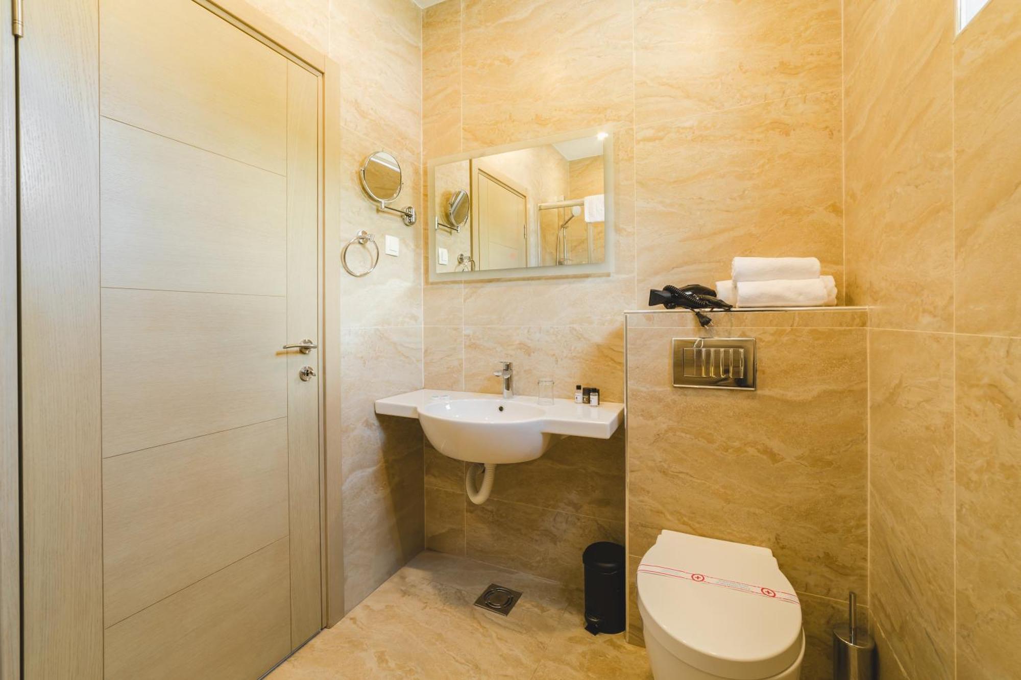 Hotel 219 Budva Ngoại thất bức ảnh
