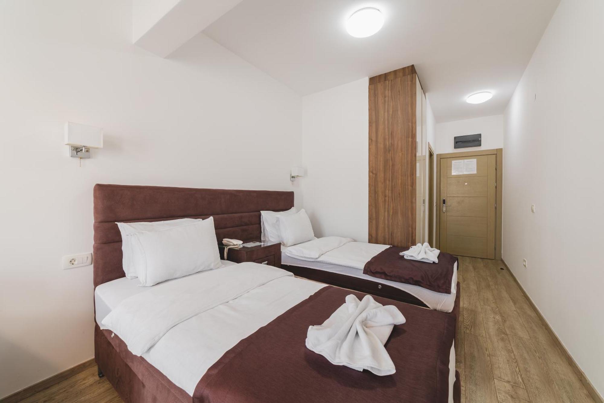 Hotel 219 Budva Ngoại thất bức ảnh