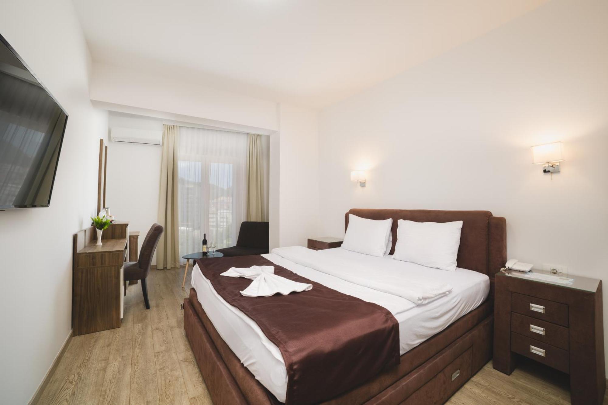 Hotel 219 Budva Ngoại thất bức ảnh