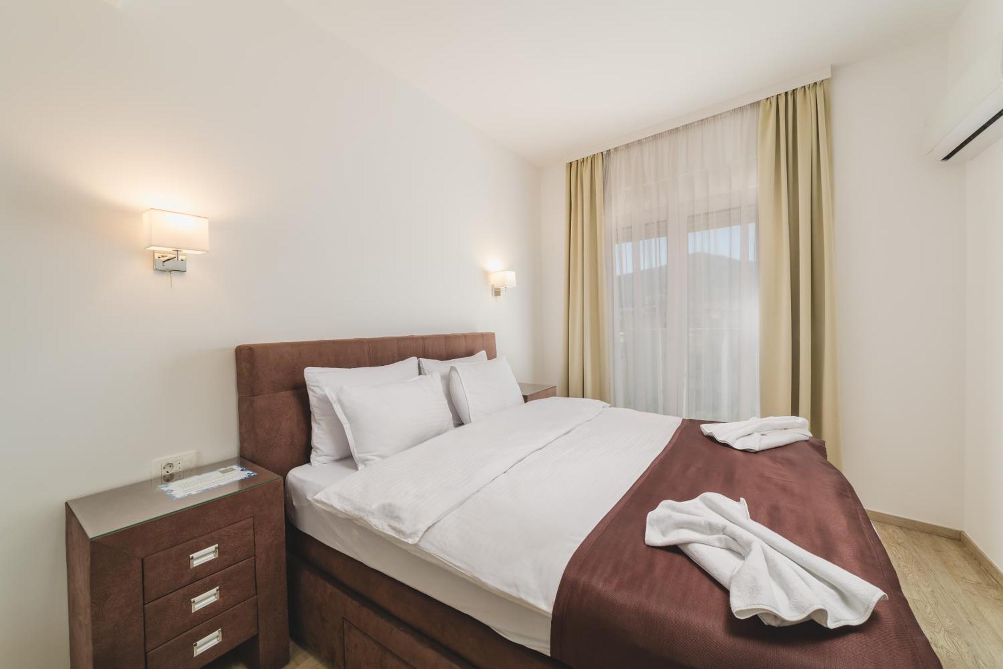 Hotel 219 Budva Ngoại thất bức ảnh